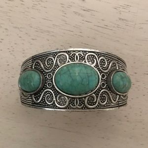 Green Stone Bracelet